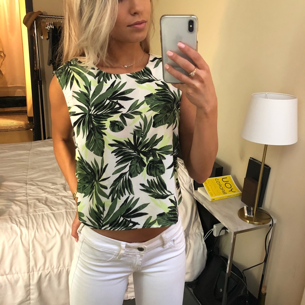 Forever 21 Palm Leaf Print Crop Top